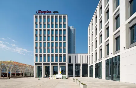 Hampton by Hilton Lodz City Center Отели в г. Лодзь