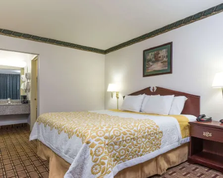 Days Inn by Wyndham Dickson Hoteles en Dickson