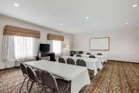 Baymont by Wyndham Milan Hotels in Dundee