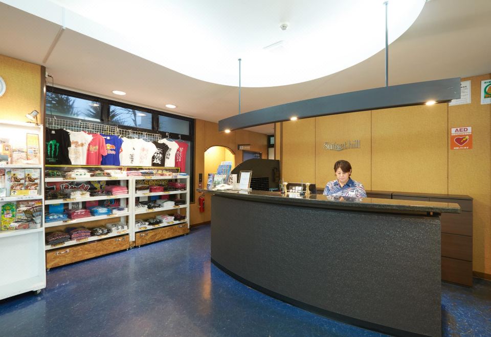 3. 호텔 선셋 힐 ..