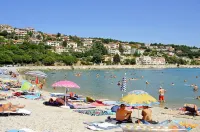 Apartments Mandica