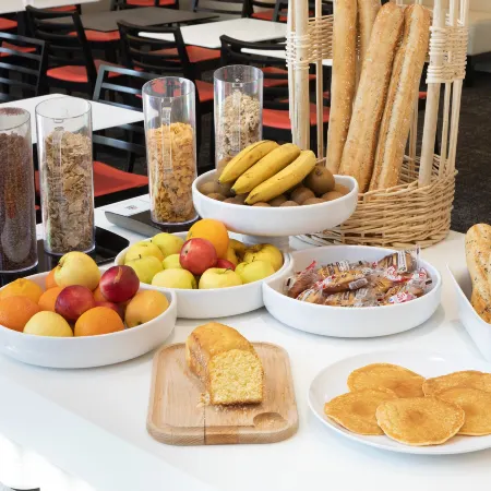 Holiday Inn Express TOULON - EST by IHG Отели рядом с достопримечательностью «Паром Тоулон»