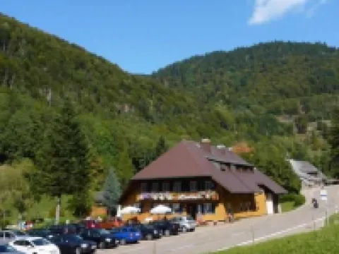 拉維納飯店 托特瑙住宿飯店