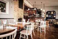 The Queen's Head Hôtels à : Kingston upon Thames