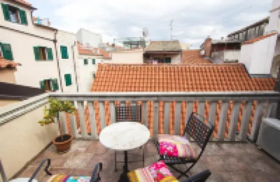 Jerry & Oli's Apartments