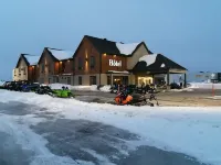 Econo Lodge Inn & Suites