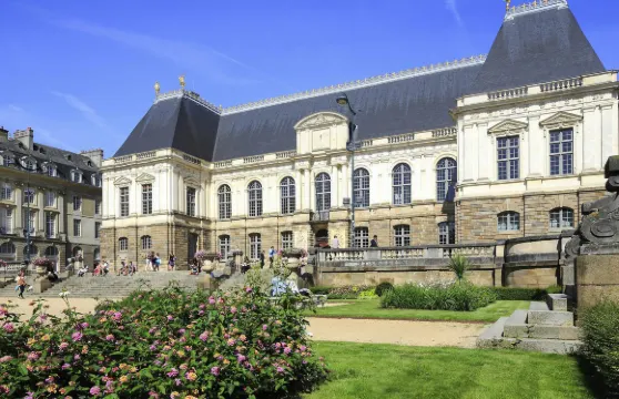 雷恩中心阿德吉奧阿克瑟斯酒店式公寓