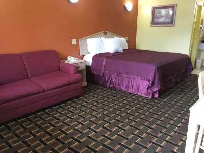 Americas Best Value Inn and Suites Greenville Hôtels à proximité de : Greenville History Museum