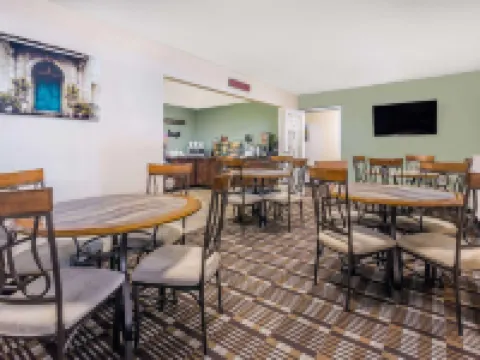 Travelodge by Wyndham Loveland/Fort Collins Area Hôtels à : Comte de Larimer
