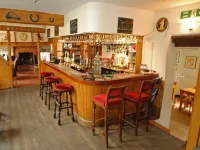 Falcon Inn Hotels in Uxbridge