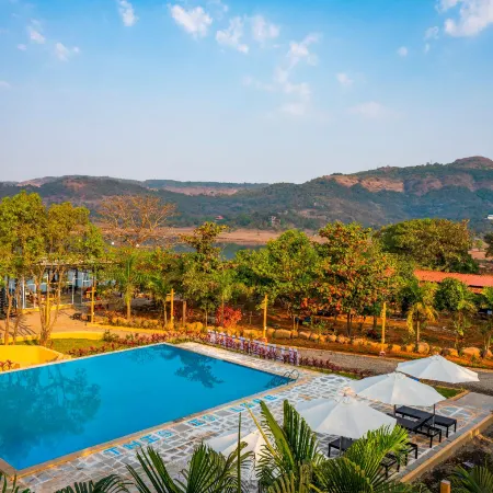 Zostel Plus Lonavala