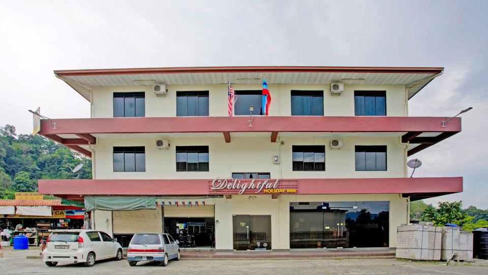 OYO 90597 Delightful Holiday Inn