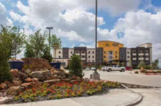 La Quinta Inn & Suites by Wyndham Lubbock Southwest