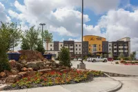 La Quinta Inn & Suites by Wyndham Lubbock Southwest