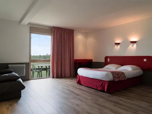 老農場羅吉斯餐廳酒店