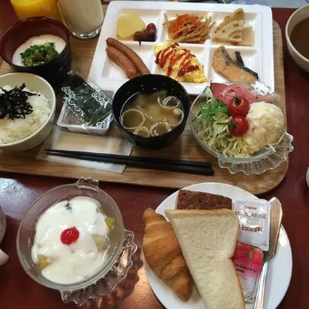 Hotel Crown Hills Takaoka
