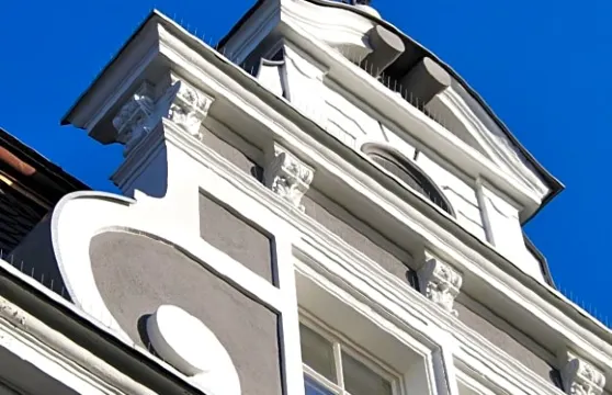 六！飲食、工作、睡覺酒店