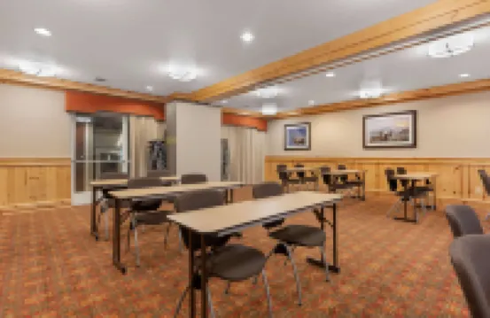 Best Western Plus Olympic Inn