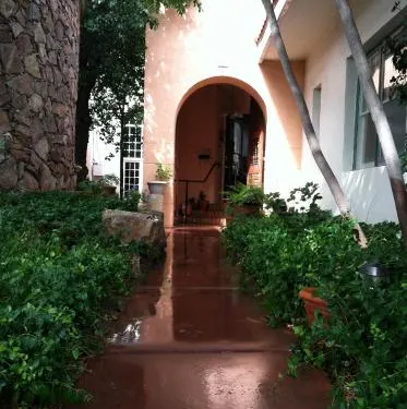 阿爾茲倫丁旅館