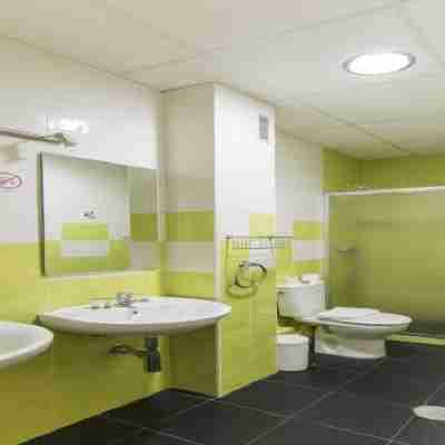 Albergue Inturjoven Huelva Rooms