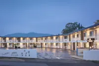 Hotel Lumberjack - Pysäköinti