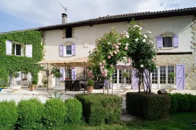 Le Val des Sens Hotel di Arthemonay