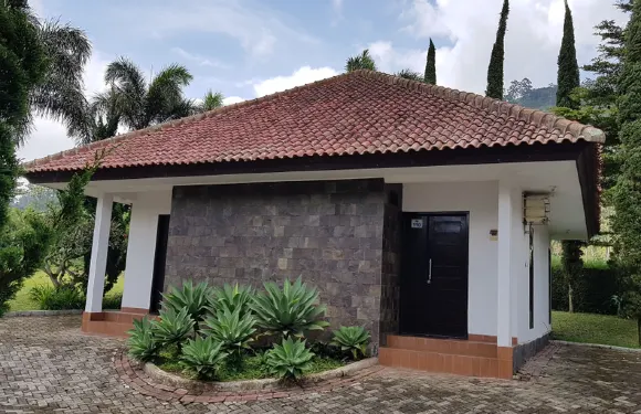 新山泉水酒店及度假村