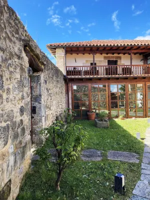 Posada la Casona de Los Güelitos Hotel di Queveda