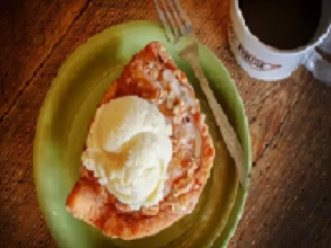 ザ スモークハウス ロッジ アンド キャビンズ モンティーグルのホテル