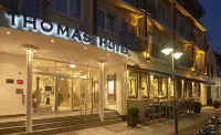 Sandglow Hotels near Lidl