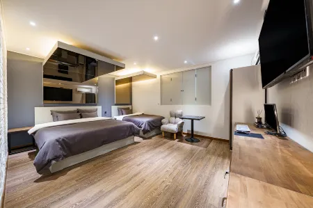 Brown Dot Hotel Buan Byeonsan Отели в г. Пуан