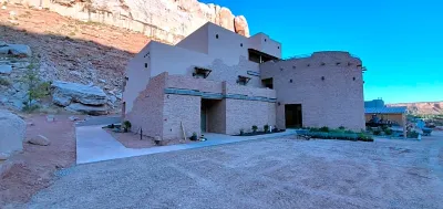 Bluff Dwellings Resort Hotels in Bluff