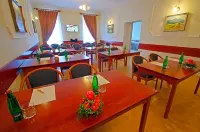 Hotel U Leva Hotels in Levoča
