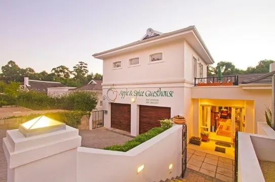 蘋果與香料旅館