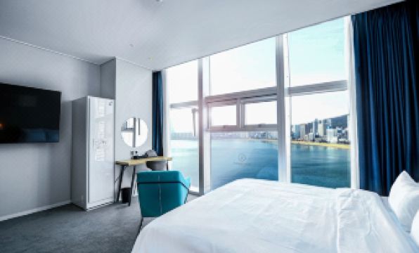 Ocean the Point Hotel