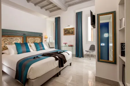 Gcf Luxury Suites, Guest House