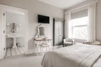 Tyndall Villa Boutique B&B
