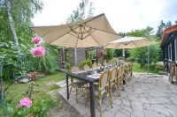 Logis - Hotel Restaurant la Mire فنادق في Foecy
