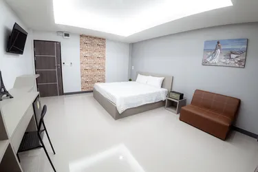 รูปภาพของThe Room Hotel Kamphaengphet2