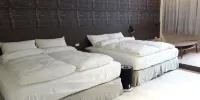 KLA B&B - 豪华皇后室和两个大号床