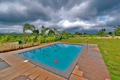 Outdoor Swimming Pool