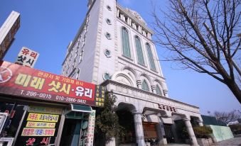 울산 중구 제우스 썸네일
