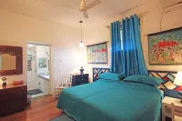Whitecaps by Bluescape Hotels near Mullins Bay
