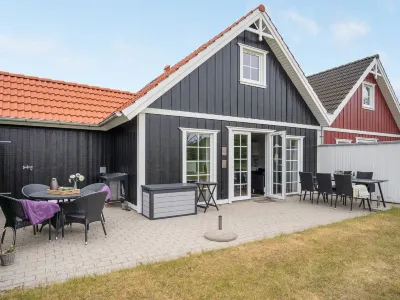 "Manola" - 300m from the Sea Hotels near Brenderup Kirke