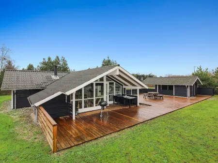 "Acucena" - 1.3km from the Sea Отели в г. Bindslev