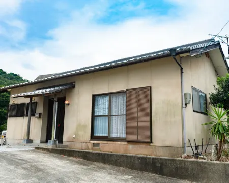 Tomabari Guest House Hoteles en Sanuki