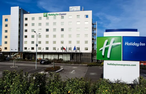 Holiday Inn Express 里斯本 - OEIRAS的