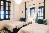 Villa Dewi Rosenheim_T Safari Cisarua