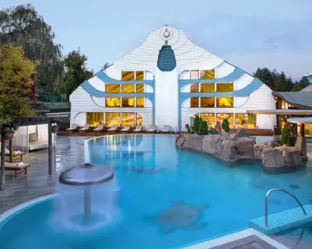 Hotel Carbona Thermal Spa Hotels in Heviz