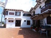 Hotel Aqua Vitae Hotels near Zona De Camping San Jorge